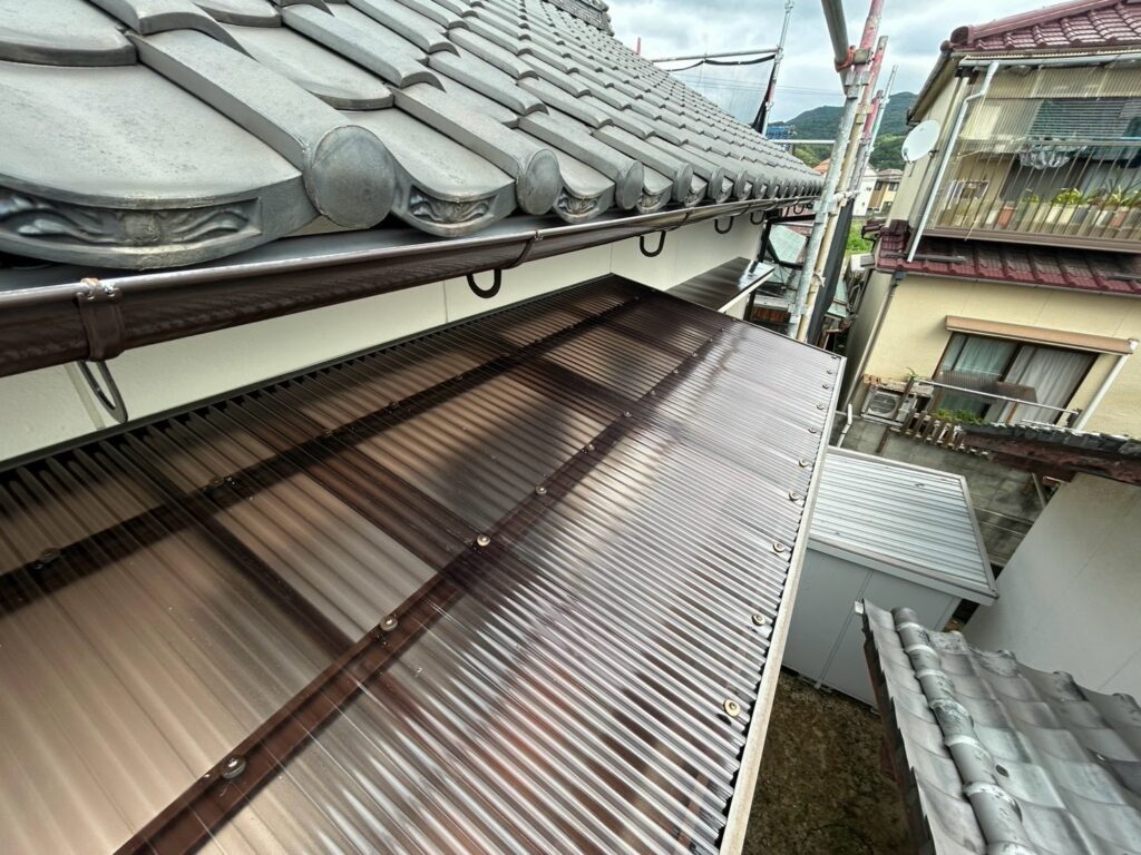 松山市Y様邸 波板新設